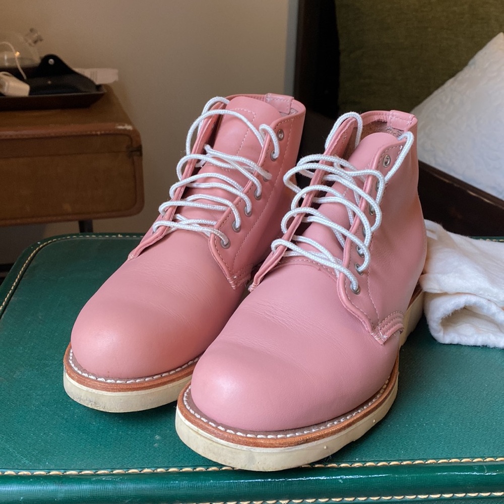Red Wing Heritage 6-Inch Round Toe Pink size 7